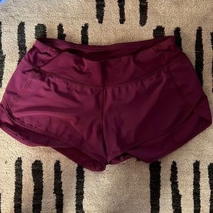 Lululemon Speed up low rise short 2.5”